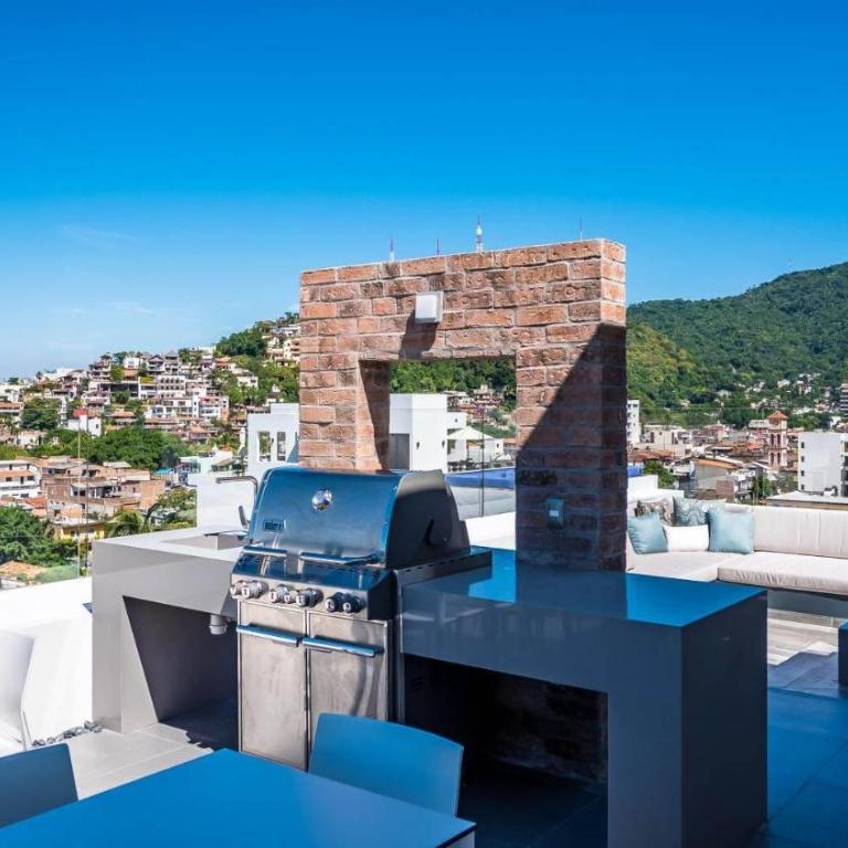 Dedicated workspace, Pool, Gym | Romantic Zone 2BR - Vacation Home - 18