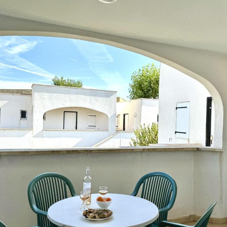 Beach Cannes Bungalows - Holiday Apartments near Cannes - Appartement avec Terrasse - 24