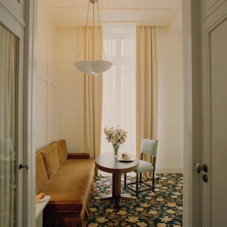 Château Voltaire - Camera Deluxe - 6