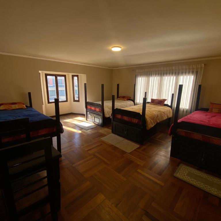 Raven La Paz - Cama en habitación compartida mixta de 4 camas - 3