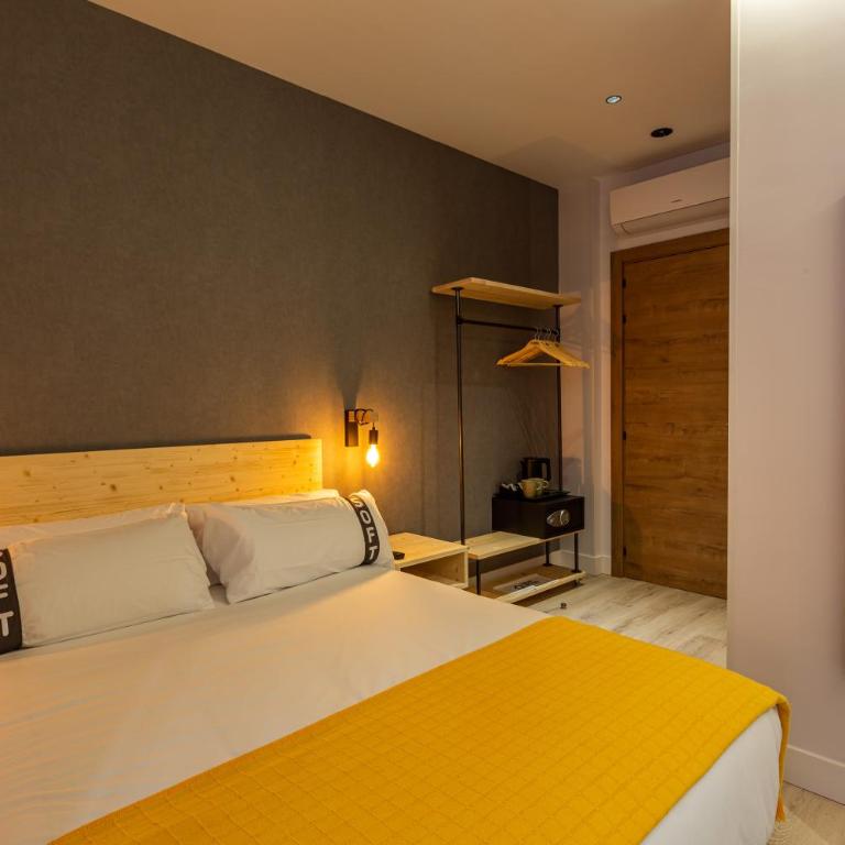 Casual Fuentes Bilbao - Superior Double Room - 8