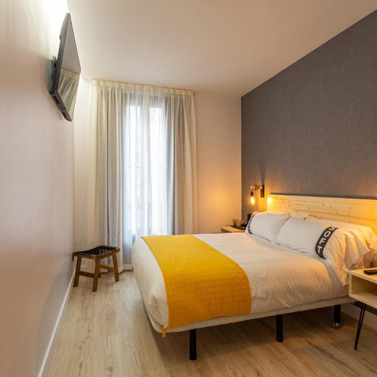 Casual Fuentes Bilbao - Superior Double Room - 2