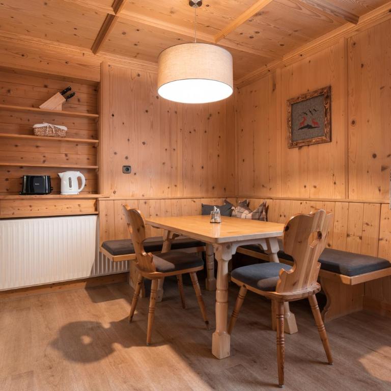Apart Schneider - Apartment mit 1 Schlafzimmer und Balkon - 12
