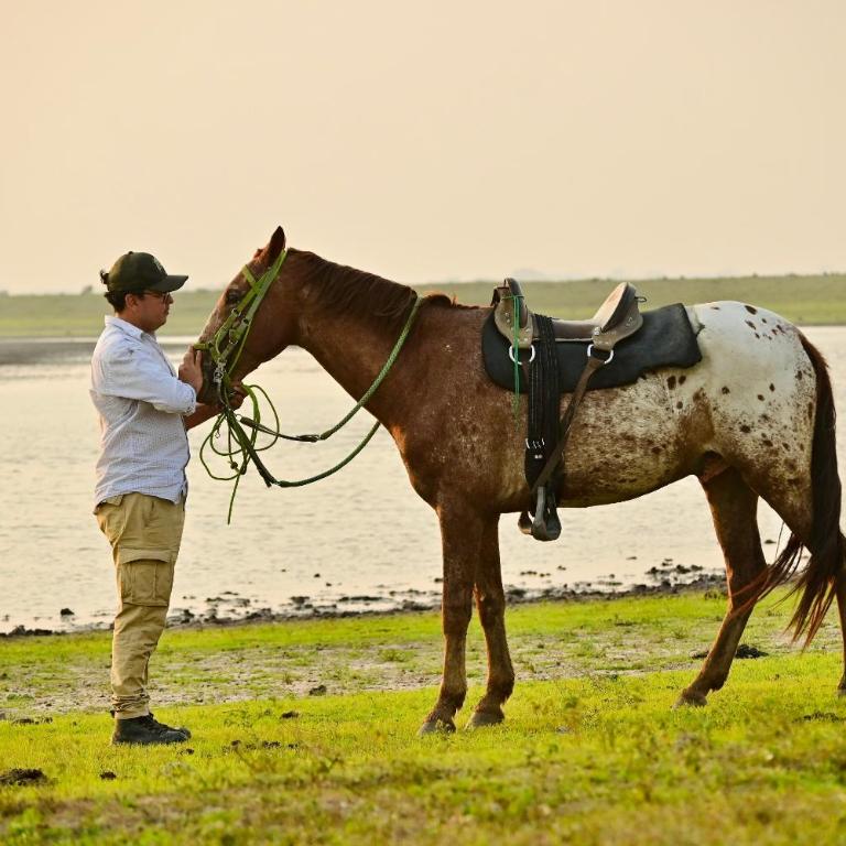 Casa Cabieles Hostal - Double Room with Private Bathroom - 8