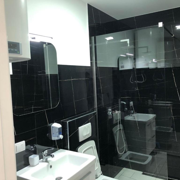 Royal City View Luxury Apartments - One-Bedroom Apartment - 13