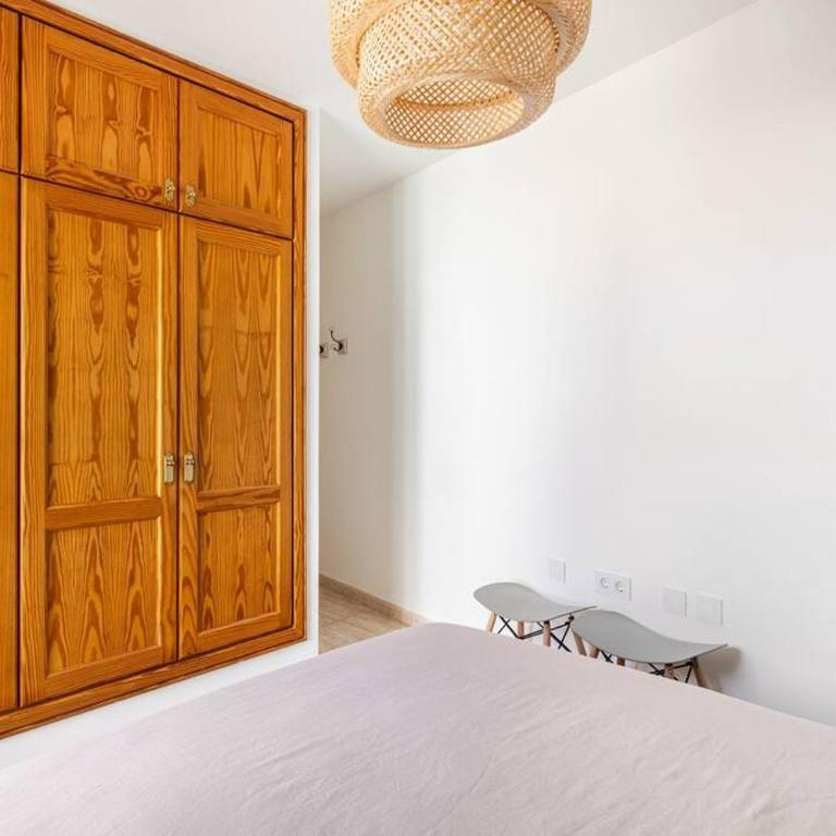 3 bedrooms Seaview in Historical Center - Three-Bedroom Apartment - 23