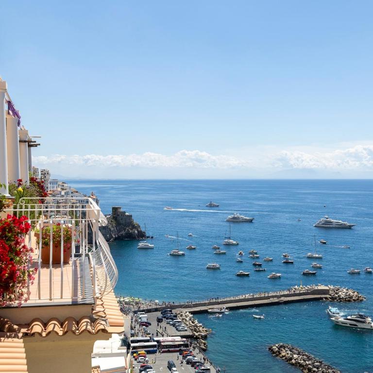 Apartments Amalfi Design Sea View accessible by 250 steps - Monolocale con Vista Mare - 16