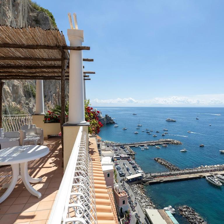 Apartments Amalfi Design Sea View accessible by 250 steps - Appartamento Comfort con Vista Mare - 60