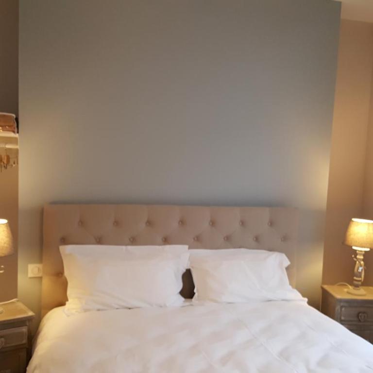 Hôtel Chez Jacqueline - Chambre Lit King-Size Supérieure - 3
