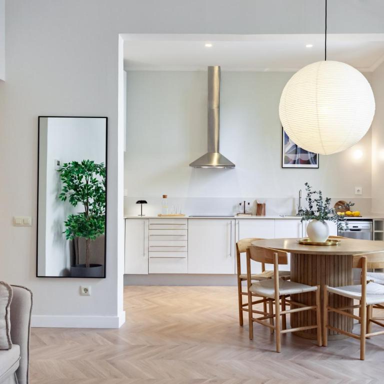 Click&Flat Gaudi Dream II - Two-Bedroom Apartment - 13