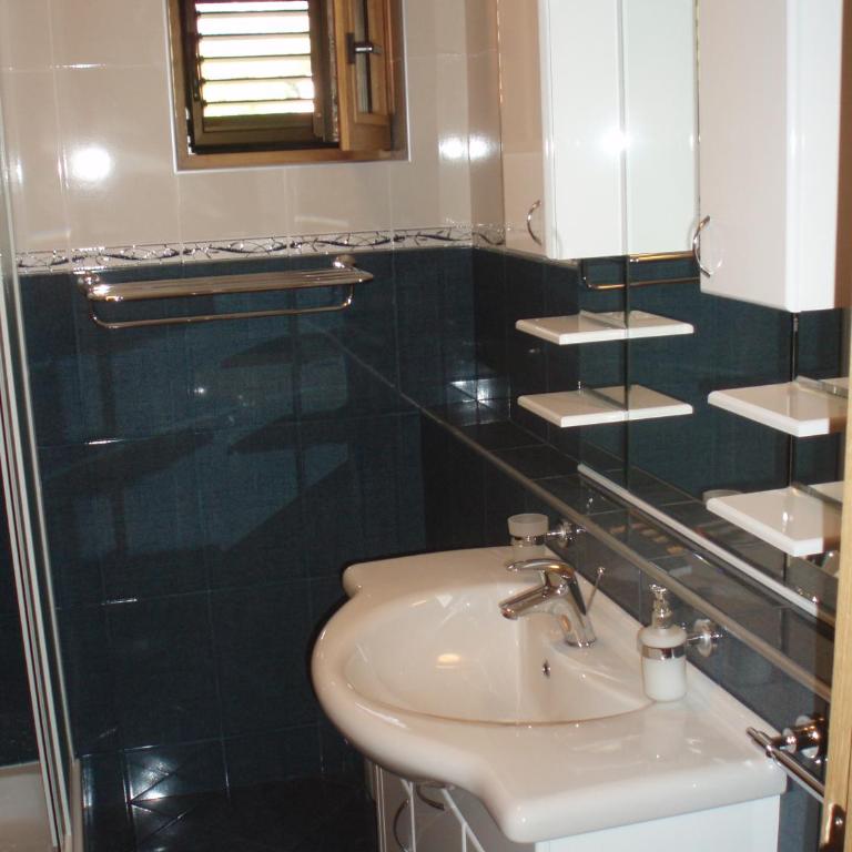 Apartments Radulovic - Apartment mit 1 Schlafzimmer und Terrasse - 8