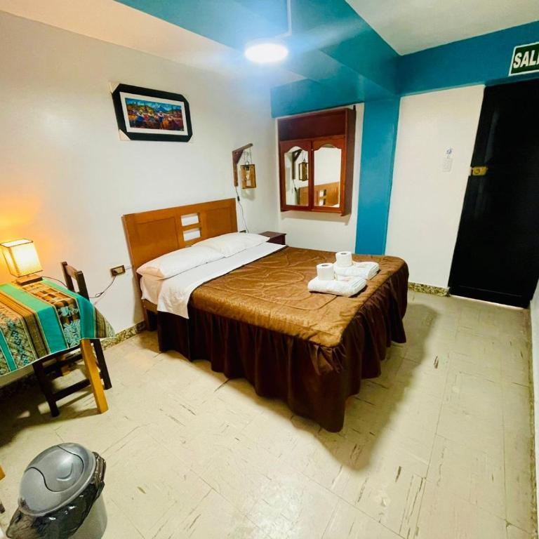 Hotel Huaraz - Double Room with Private Bathroom - 2