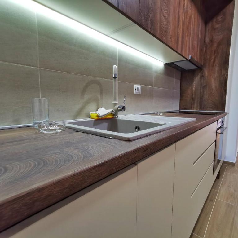 Obala Lux Apartman - Kuća sa 1 Spavaćom Sobom - 6