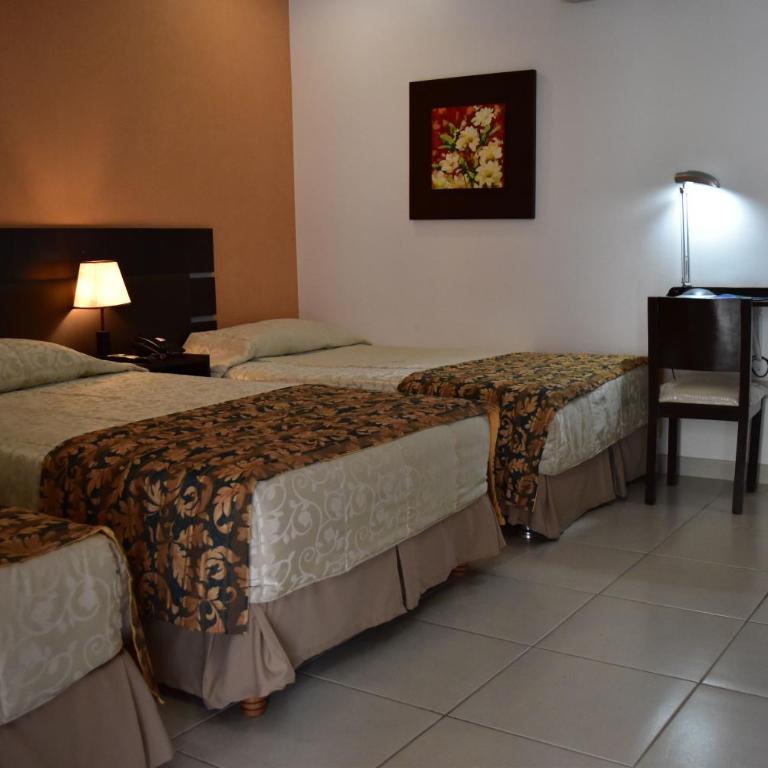 SBS Hotel & Spa - Triple Room - 4
