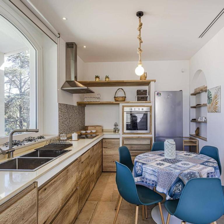 Villa Divina by Villa Plus - Villa - 11