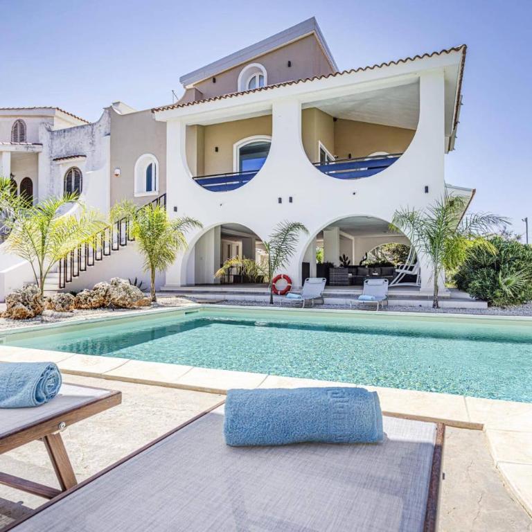 Villa Divina by Villa Plus - Villa - 13