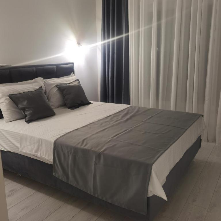 Venima luxury Seaview Pine Apartment - Two-Bedroom Apartment with Sea View - 33