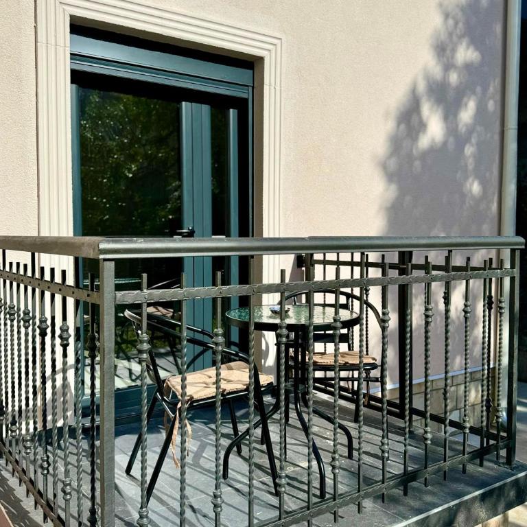 Harmony Garden Apartments - Apartment - 17