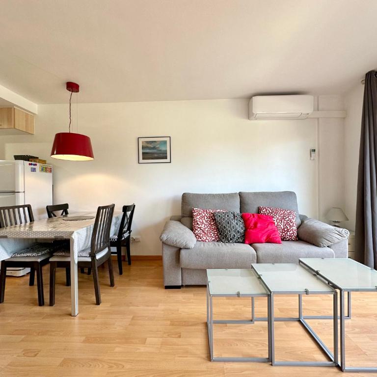 V017 - PORTO MARINA - One-Bedroom Apartment - 4