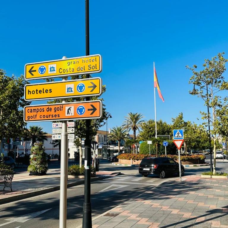 Amplio Bajo con Jardin en Riviera del Sol - Apartamento de 3 dormitorios - 21