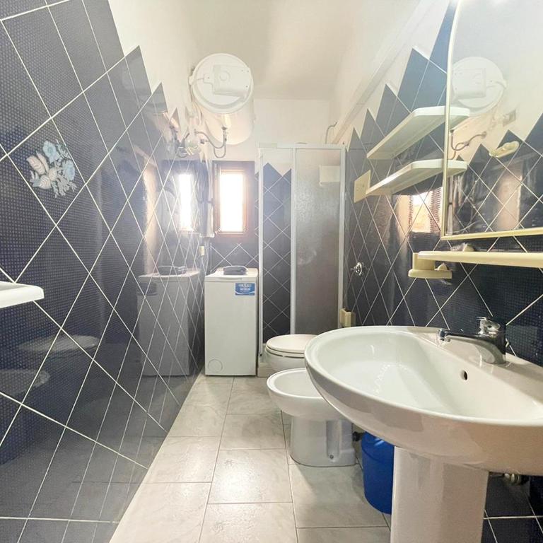 LaureLiving Holiday Home Residenza Eleonora - Appartamento con 1 Camera da Letto - 10