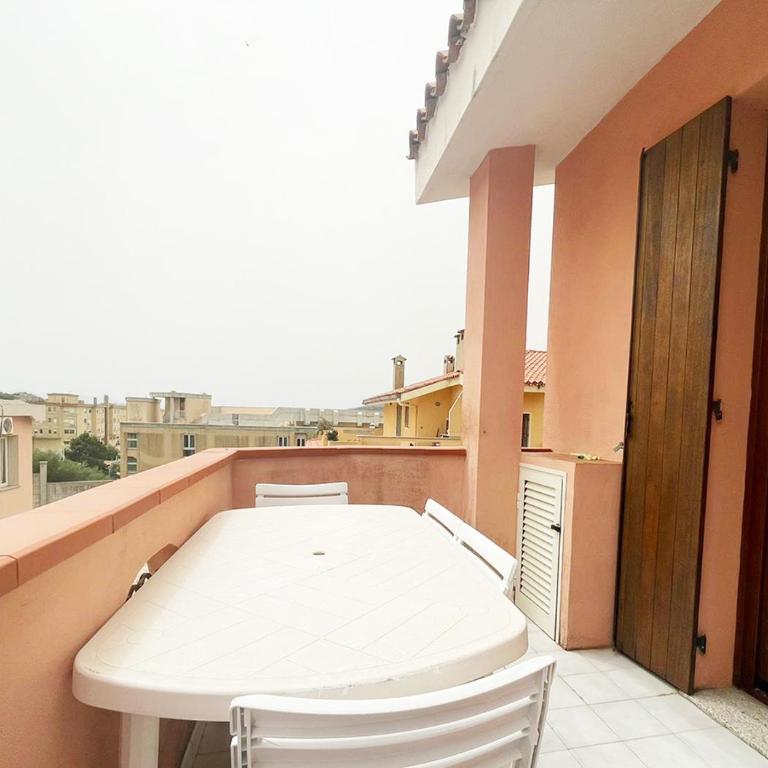 LaureLiving Holiday Home Residenza Eleonora - Appartamento con 1 Camera da Letto - 12