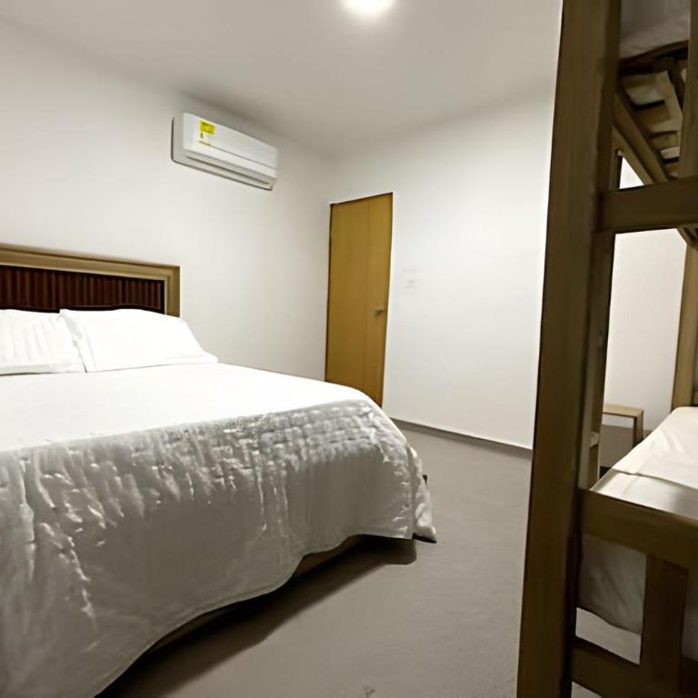 GL Hostal Boutique - Habitación Familiar con baño privado - 1