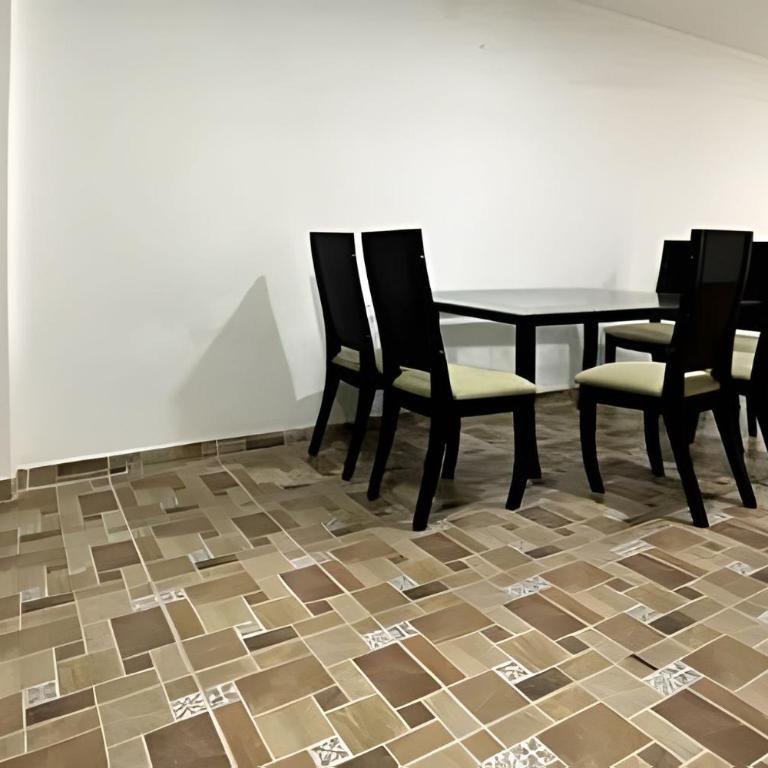 GL Hostal Boutique - Habitación Familiar con baño privado - 15
