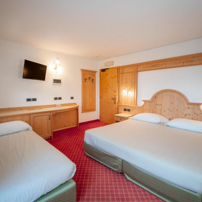 Chalet Campiglio Imperiale - Camera Tripla con Balcone - 3