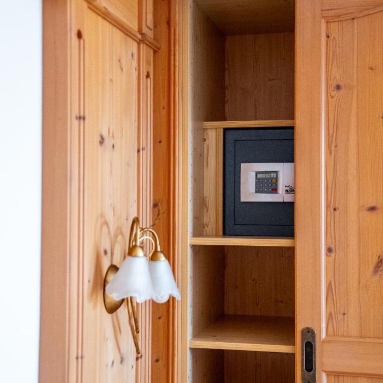 Chalet Campiglio Imperiale - Camera Tripla con Balcone - 11