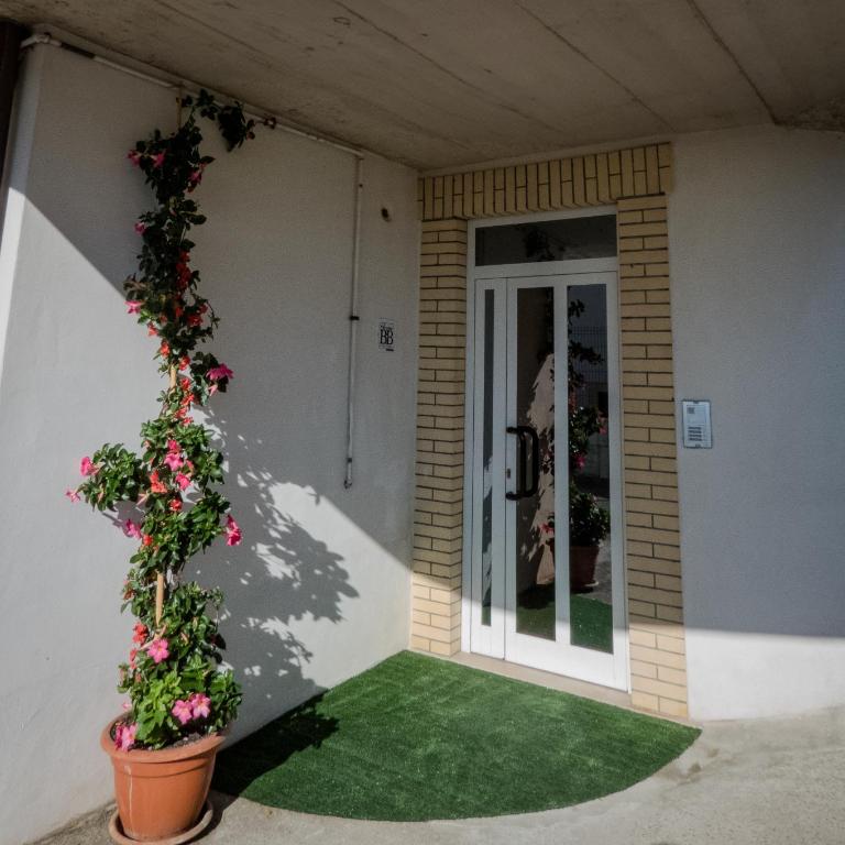 B&B "LE LUCI" SUPER CAMERA IN ATTICO interno 3 rose rosse - Camera Matrimoniale - 14