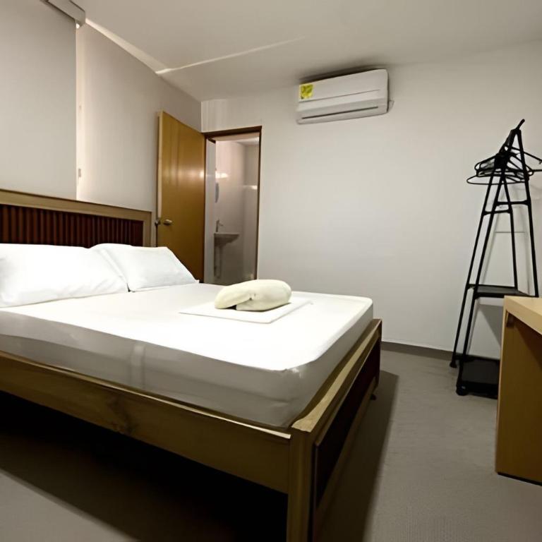 GL Hostal Boutique - Habitación Cuádruple con baño privado - 16