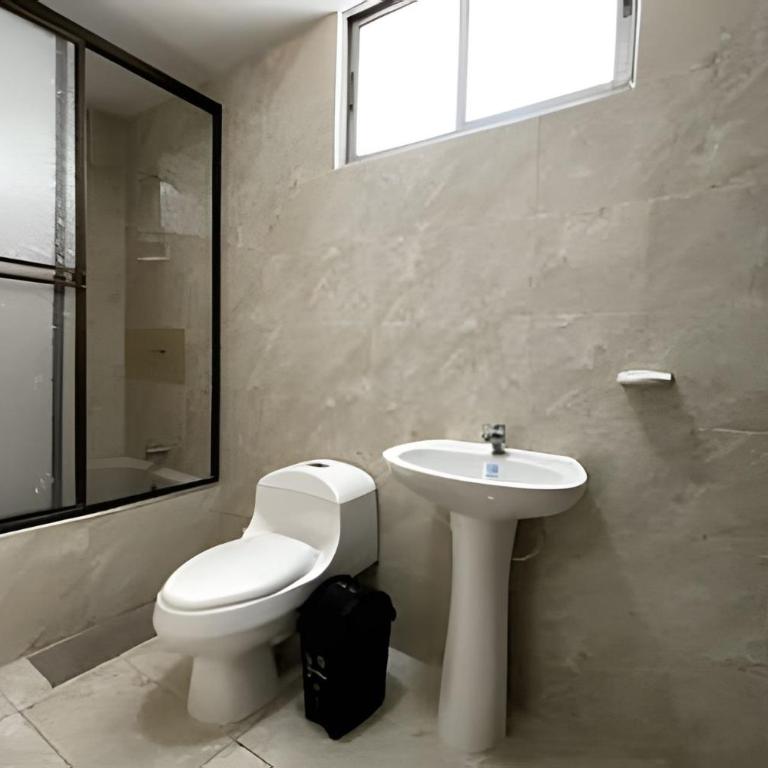 GL Hostal Boutique - Habitación Familiar Deluxe - 26