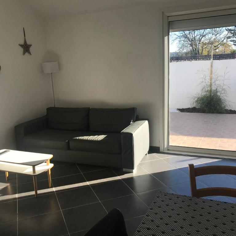 Maison avec piscine privative chauffée - One-Bedroom House - 3