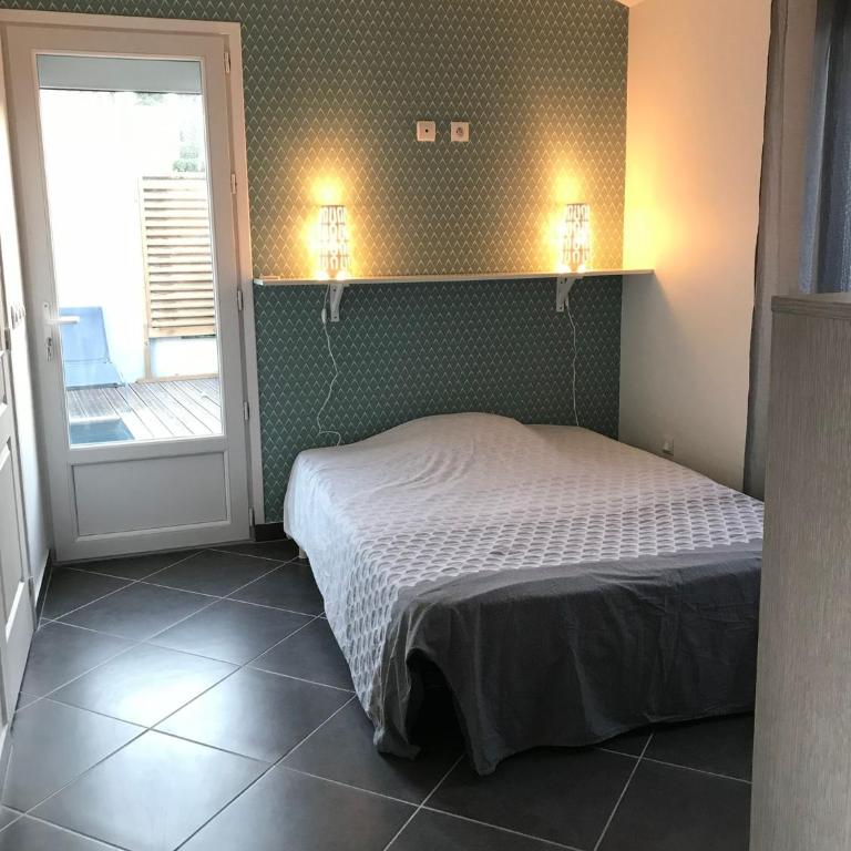 Maison avec piscine privative chauffée - One-Bedroom House - 6