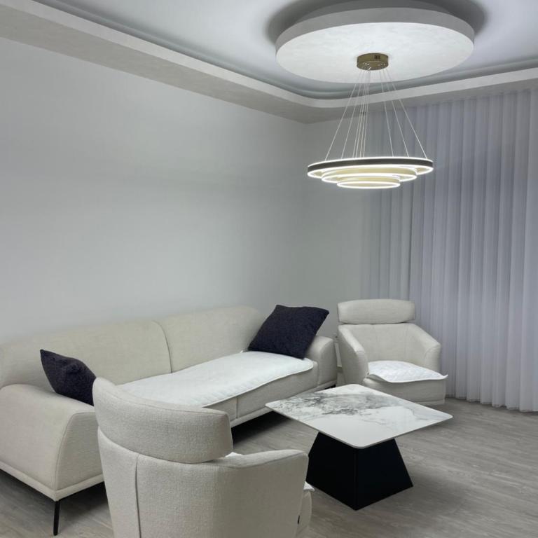 Luxury apartment near the beach - Two-Bedroom Apartment - 3
