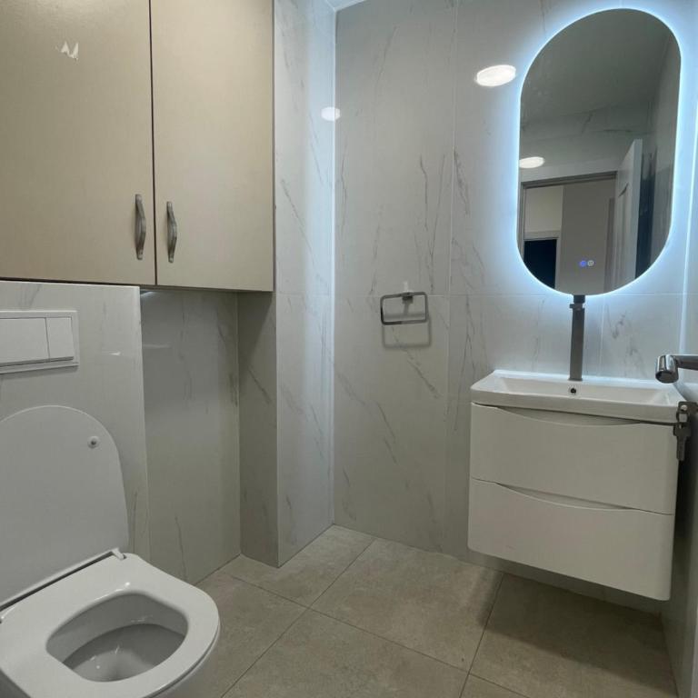 Luxury apartment near the beach - Two-Bedroom Apartment - 12