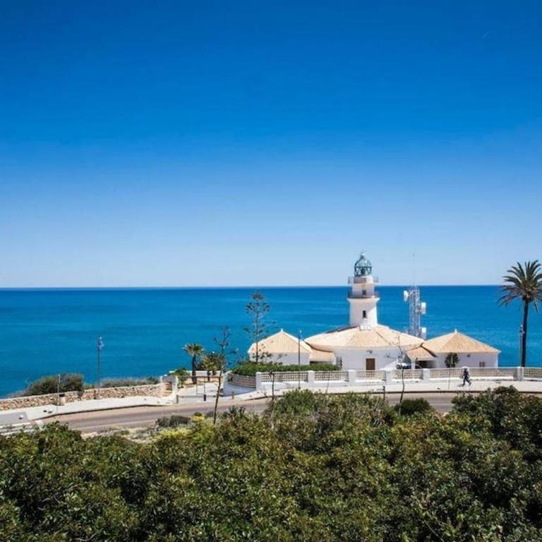 Vacaciones con el Mediterráneo a menos de 50 metros - Three-Bedroom House - 26