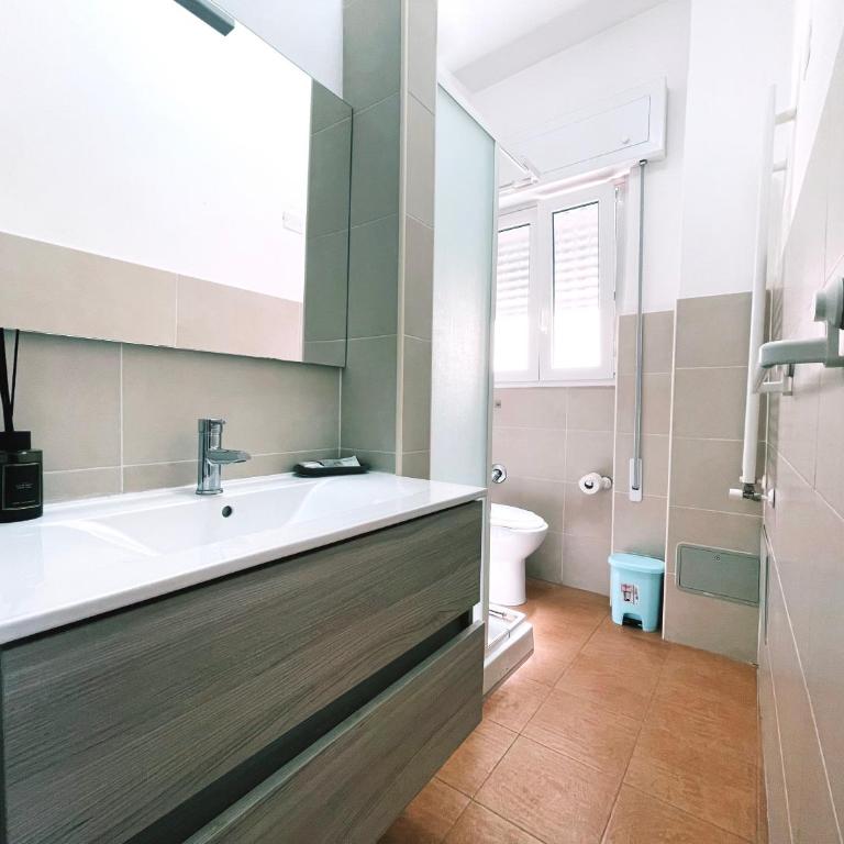 Bella Boutique - Apartment mit 2 Schlafzimmern und Balkon - 16