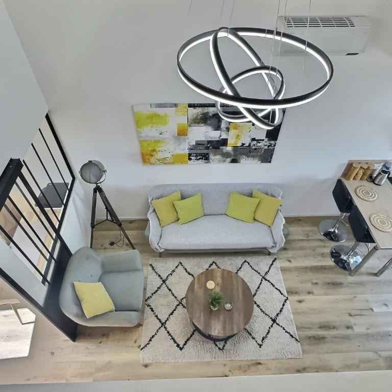 Loft ravissant avec parking gratuit - Loft - 23