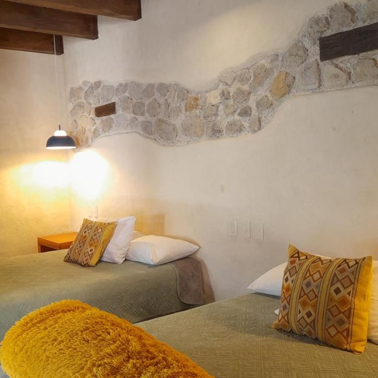 Hotel Pepen - Standard Queen Room with Two Queen Beds - 14