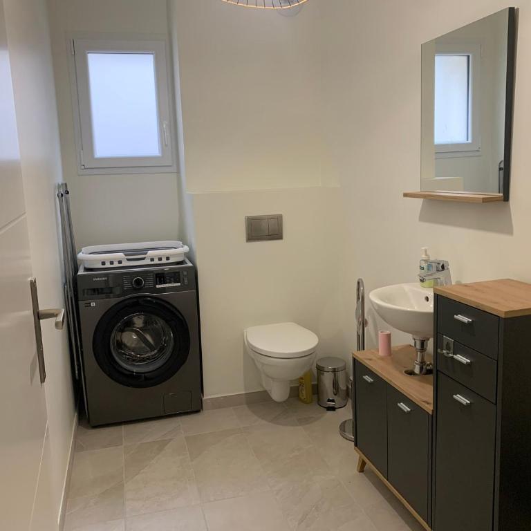 Appartement moderne à Brides-les-Bains, 4 pers, parking couvert inclus - FR-1-512-279 - Appartement - 14