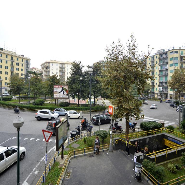 La Piazza al Vomero - Appartamento con Balcone - 14