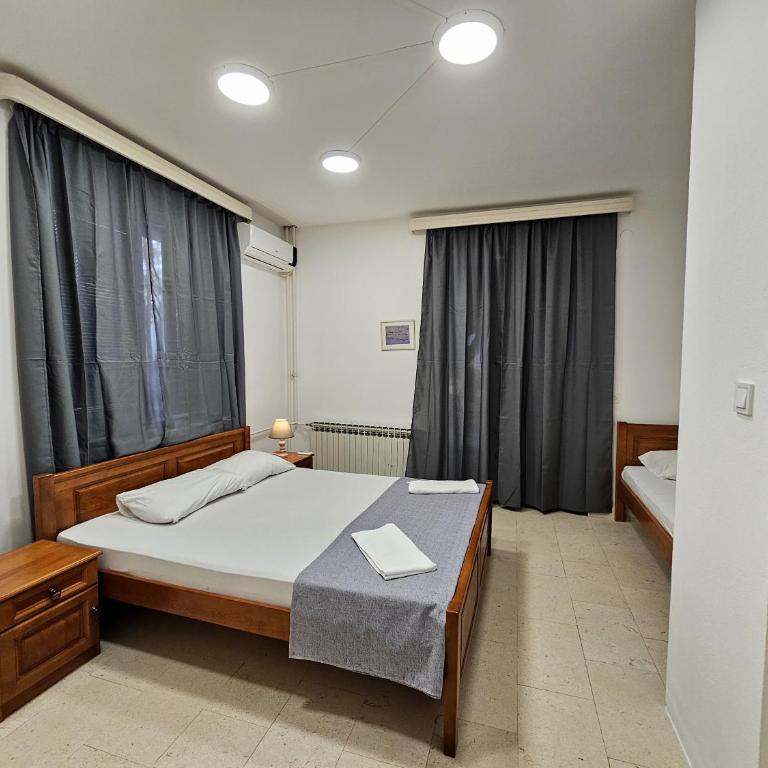 Bravo Plus - Two-Bedroom Standard Apartment - 4