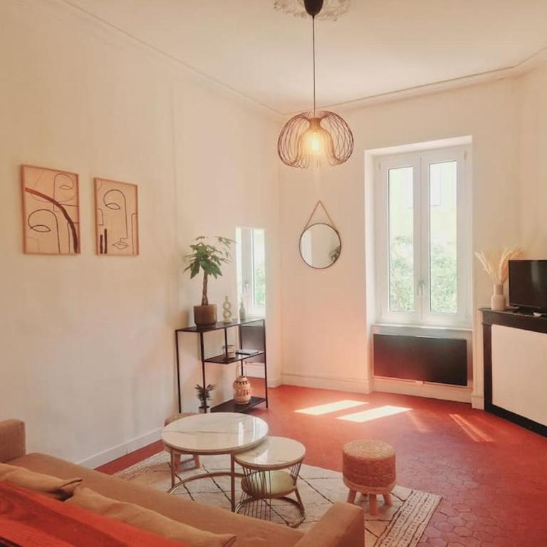 Appartement Centre Ville Les Halles - Grands Buffets - Appartement 1 Chambre - 4