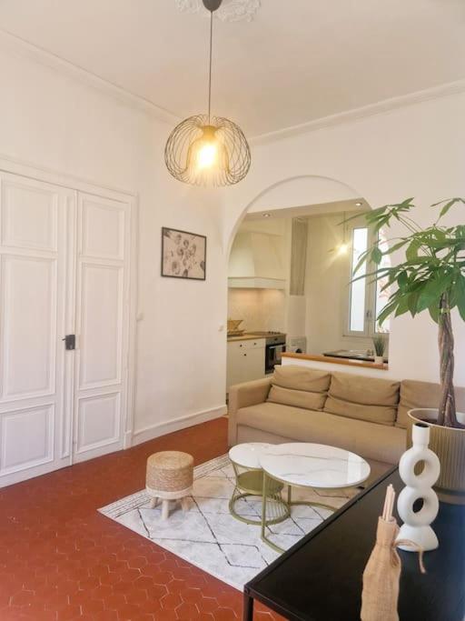 Appartement Centre Ville Les Halles - Grands Buffets - Appartement 1 Chambre - 9