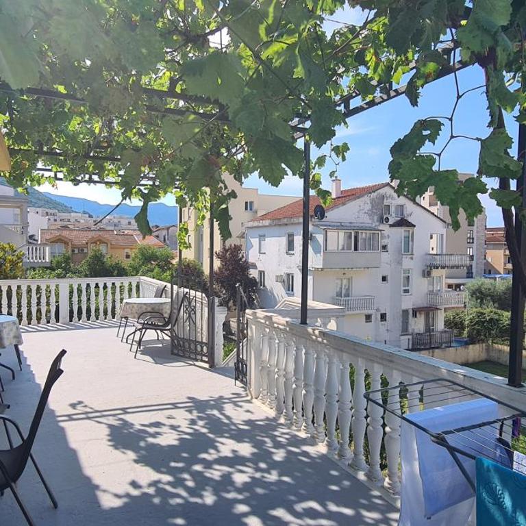 Guest House Andrea - Standardna Dvokrevetna Soba sa Zasebnim Krevetima - 1