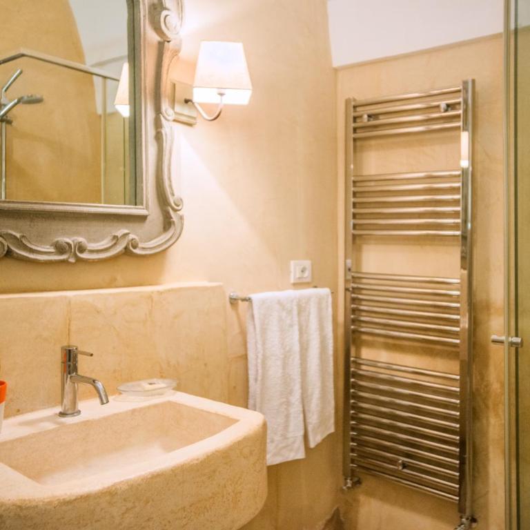 HelloAPULIA - Charming Apartments at Authentic Masseria Pepenofio - Appartamento Deluxe con 2 Camere da Letto e Vista Giardino - 18