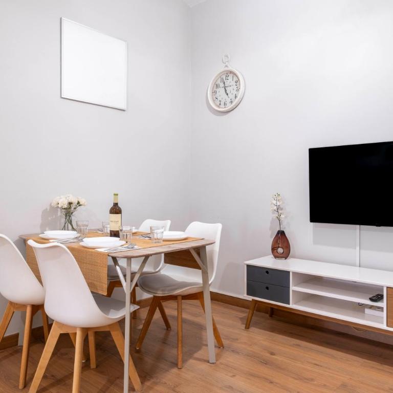 Fira Barcelona Apartment - Apartamento de 2 dormitorios - 3