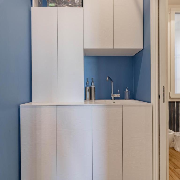 H11 CASA CAMILLA Centro - Sanremo - Appartamento con 1 Camera da Letto con Balcone e Vista Città - 15